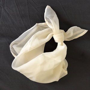 LIZ CLAIBORNE|NECKERCHIEF SCARF NWT